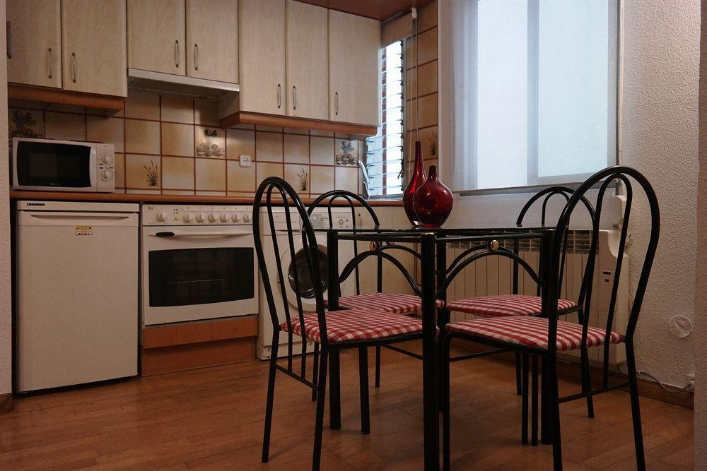 Room Canalejas Madrid Dış mekan fotoğraf